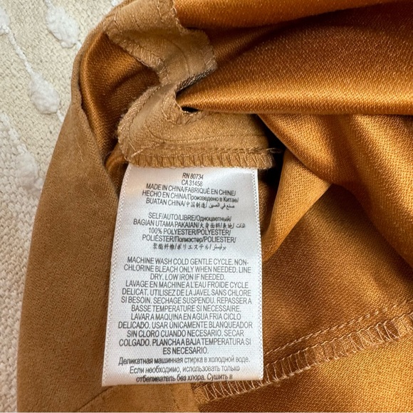 BCBGeneration faux suede A line seamed cognac/tan mini skirt size 8 - Picture 8 of 10